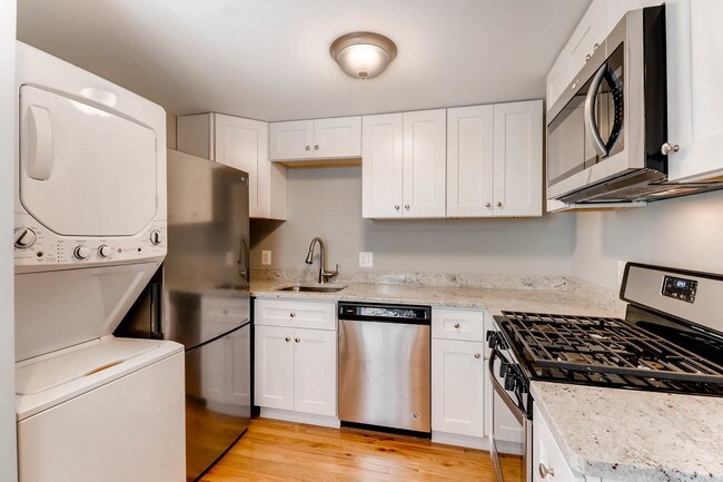 Foto del edificio - 2815 O'Donnell St