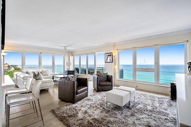 Foto del edificio - 2066 N Ocean Blvd