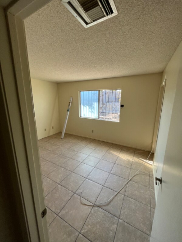Foto del edificio - 1436 S Gecko Rd