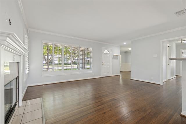 Foto del edificio - 4144 Beechwood Ln