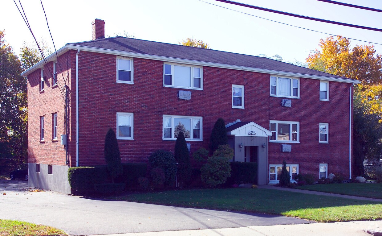 Primary Photo - 821-825 Sea St