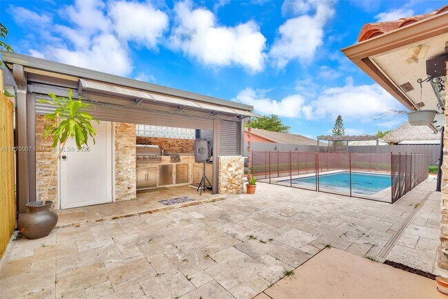 Foto del edificio - 4225 SW 33rd St