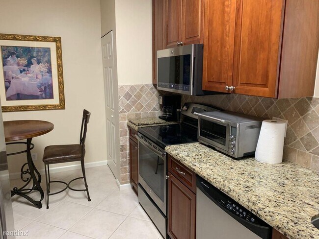 Building Photo - 2 br, 2 bath House - 6633 Via Regina