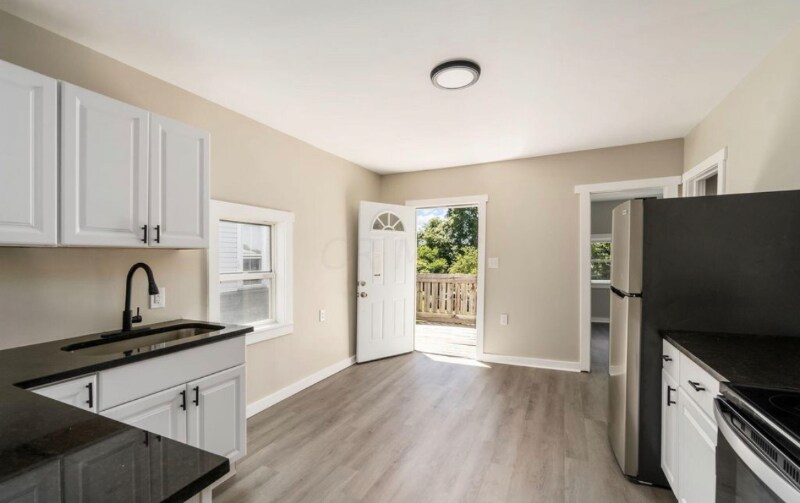 118 S Walnut St Unit 2, Marysville, OH 43040 Room for Rent in