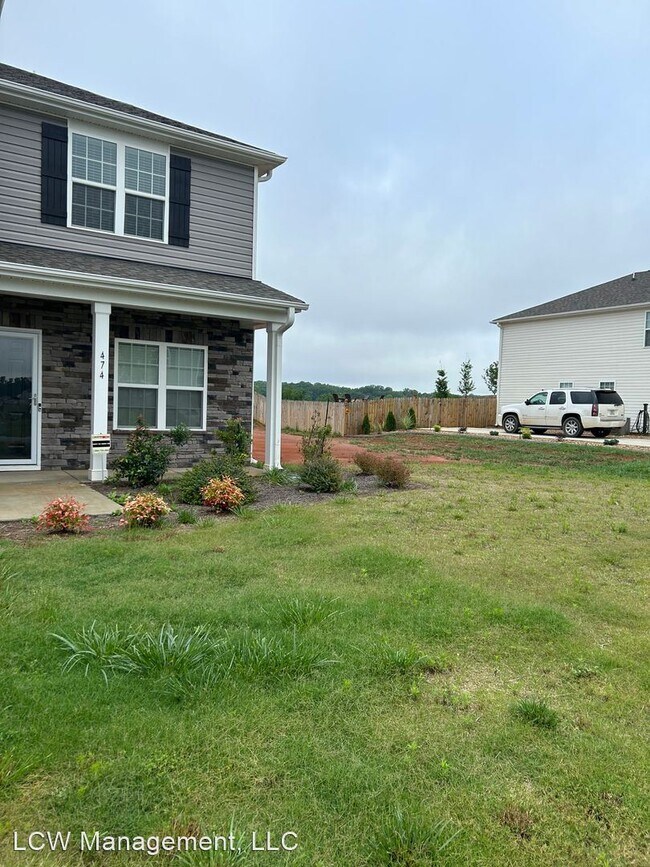 Building Photo - 4 br, 2.5 bath House - 474 Altavista Drive