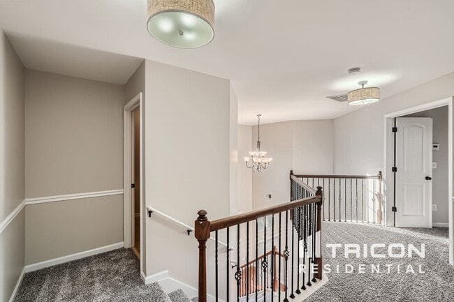 Building Photo - 301 Arbor Pl