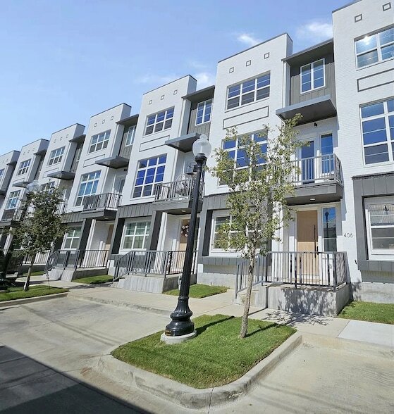 Foto del edificio - 13325 Bee St