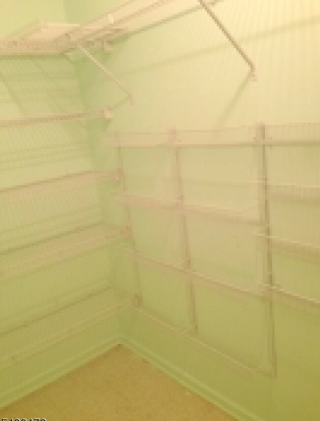 Foto del edificio - 272 Potomac Dr