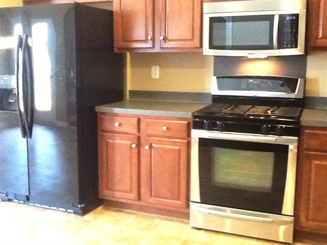 Building Photo - 3024 Saintsbury Cove Dr