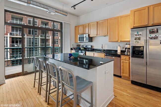 Foto del edificio - 910 W Madison St