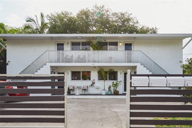 Foto del edificio - 6863 NW 2nd Ave