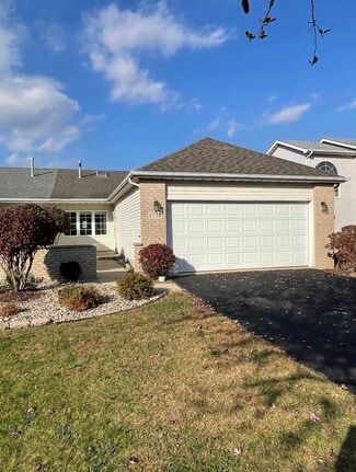 Building Photo - 1738 Beech Dr