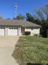 Building Photo - 8203 Woodson Dr