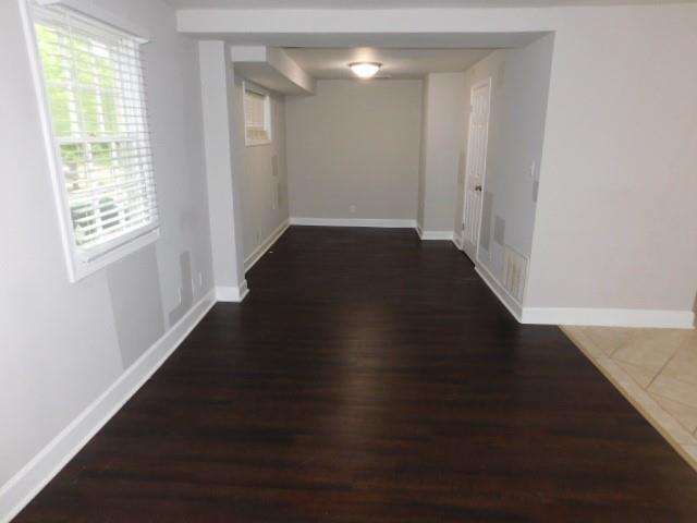 Building Photo - 326 Wilkinson Dr SE