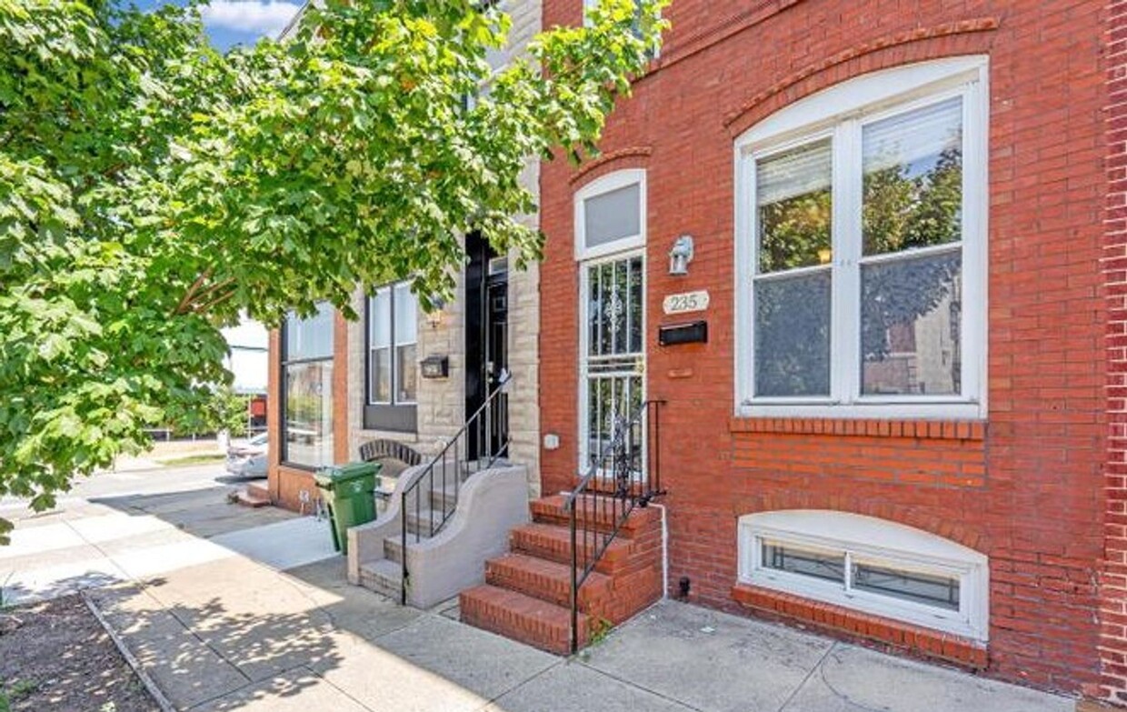 Primary Photo - Cozy 2 BR 1.5 Ba Townhome by Patterson Park