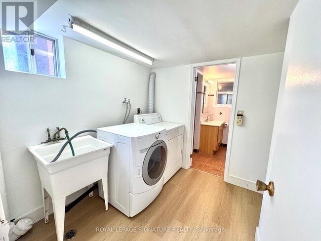 Building Photo - 36 Ashmore Ave