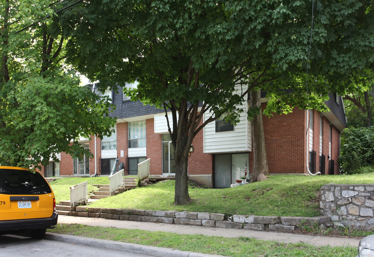 Building Photo - 414-416 Garfield Ave