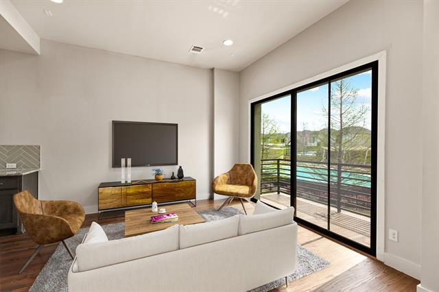 Foto del edificio - 8260 Laflin Ln