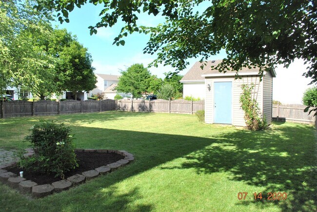 Foto del edificio - 958 Shoreline Dr