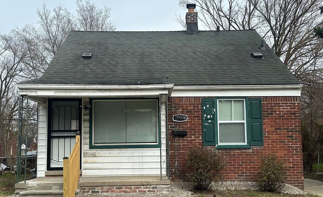Primary Photo - Beautiful 3-Bedroom Home – We Welcome Sect...