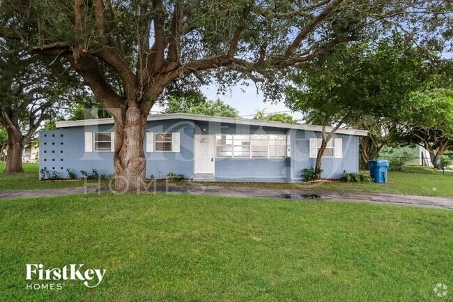 Building Photo - 11574 Oleander Dr