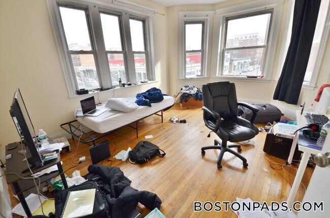 Foto del edificio - 105 Peterborough St