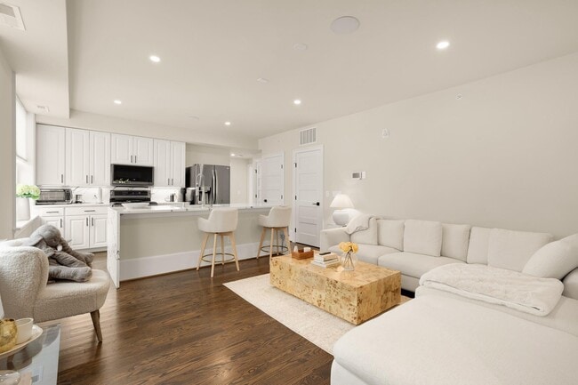 Foto del edificio - 1305 30th St NW