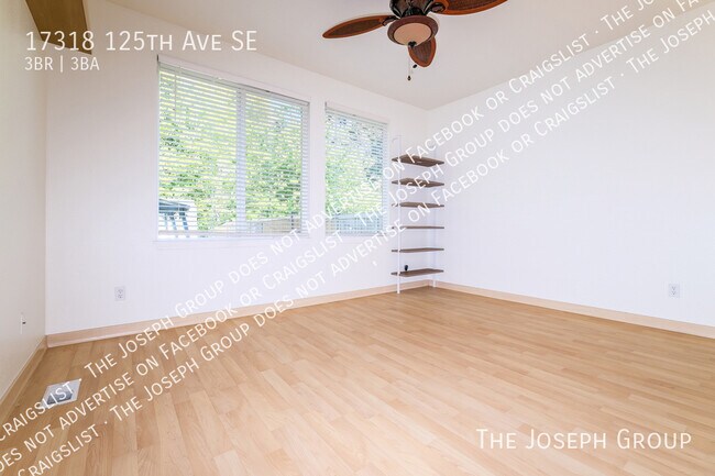 Foto del edificio - 17318 125th Ave SE