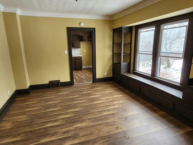 Foto del edificio - 2990 E 111th St