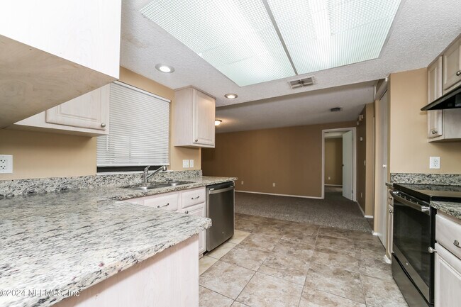 Foto del edificio - 12227 Chippenham Ct