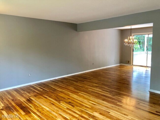 Building Photo - 4 br, 3 bath House - 23 Brisman Dr