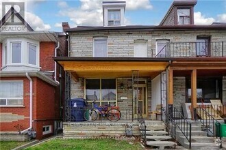 Building Photo - 466 Lansdowne Ave