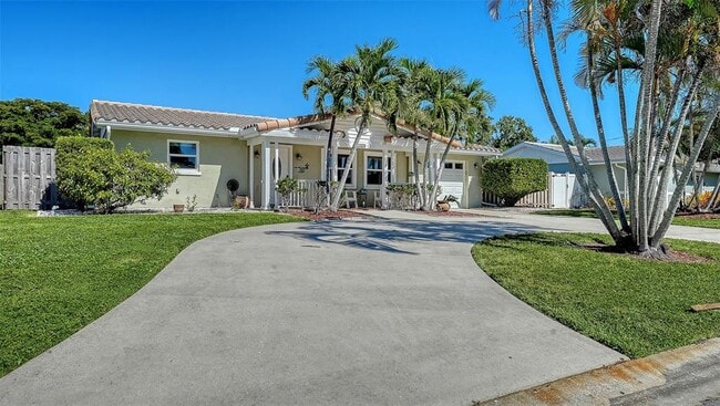 Building Photo - 3507 Pinecrest St