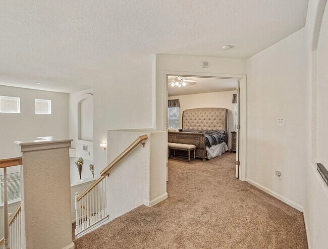 Building Photo - 6282 Crestview Cir
