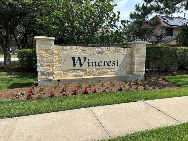 Building Photo - 2205 Mossey Creek Dr