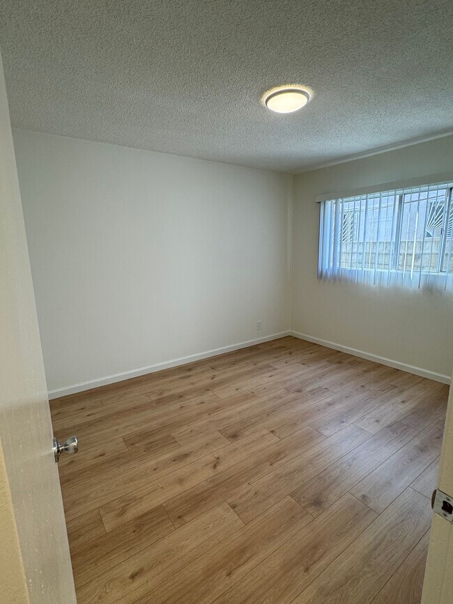 Foto del edificio - 1820 N Edgemont St