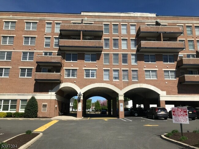 Foto del edificio - 1 Iron Forge Sq