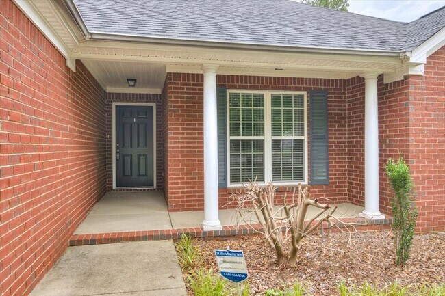Building Photo - 1242 Watsonia Dr