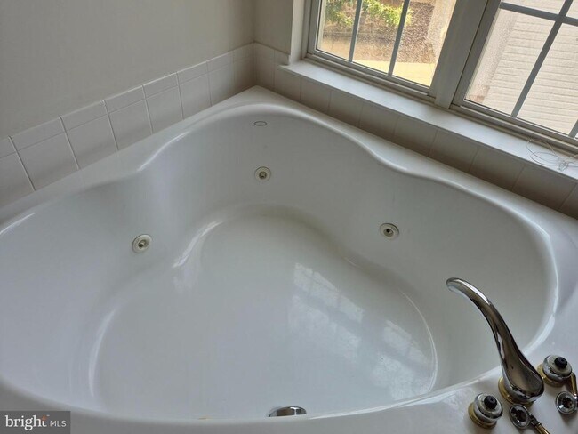 Foto del edificio - 11701 Fair Oaks Way