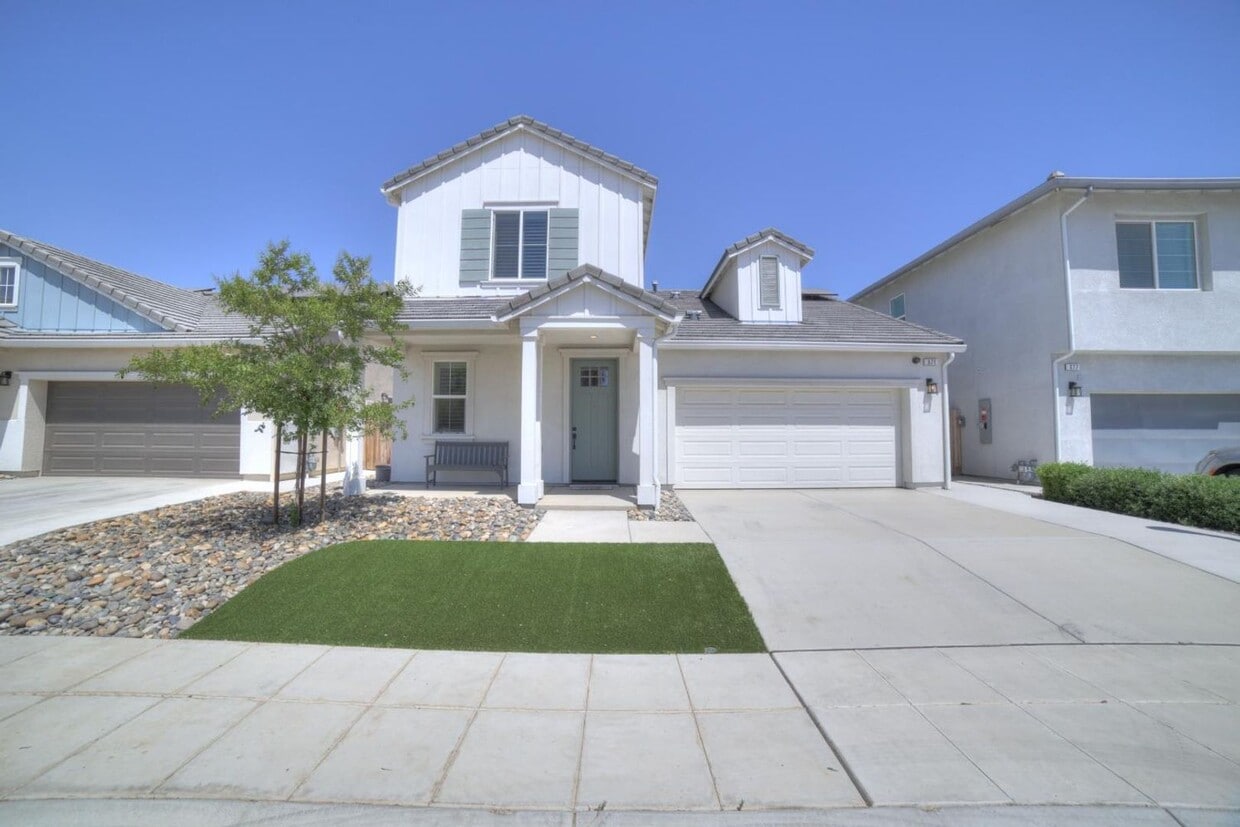 Primary Photo - Newly Built 3/2.5 Woodside Home In Riverstone
