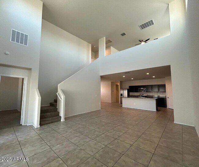 Building Photo - 18906 W Woodlands Ave