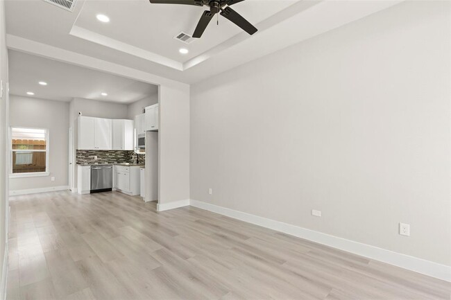 Foto del edificio - 3111 Shelby Cir