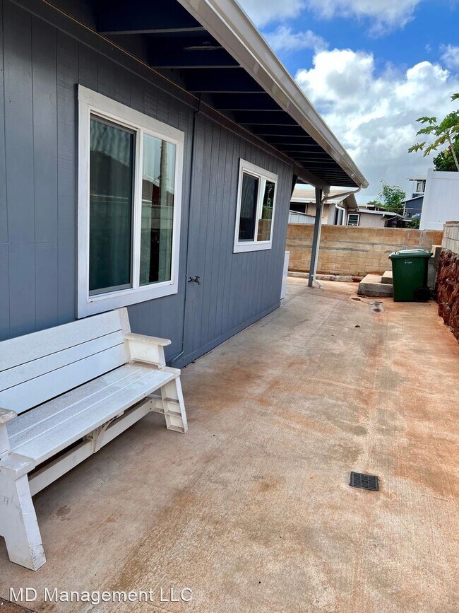 Foto del edificio - 2 br, 1 bath House - 94-661 Honowai Street