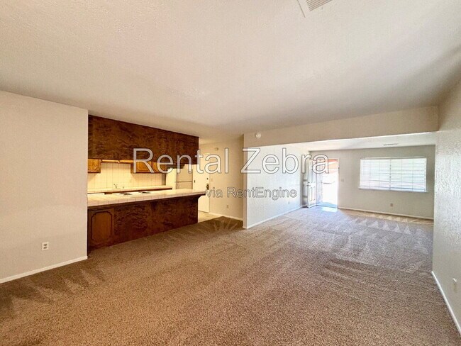 Foto del edificio - 3357 San Ramon Ct