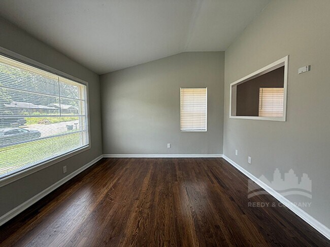 Foto del edificio - 2076 Willow Wood Ave