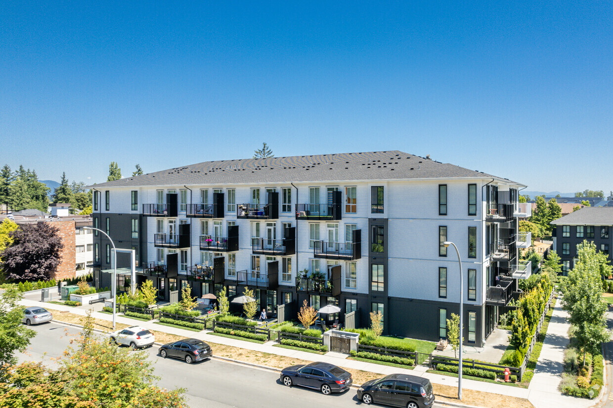 Building Photo - Guildhouse