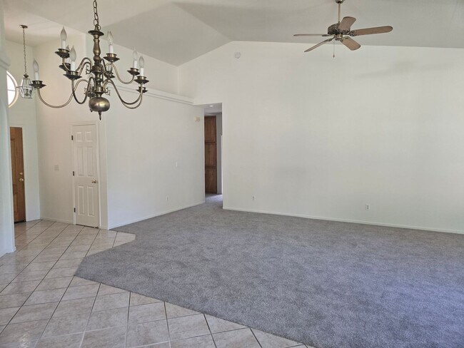 Foto del edificio - 2738 W Ceres Ct