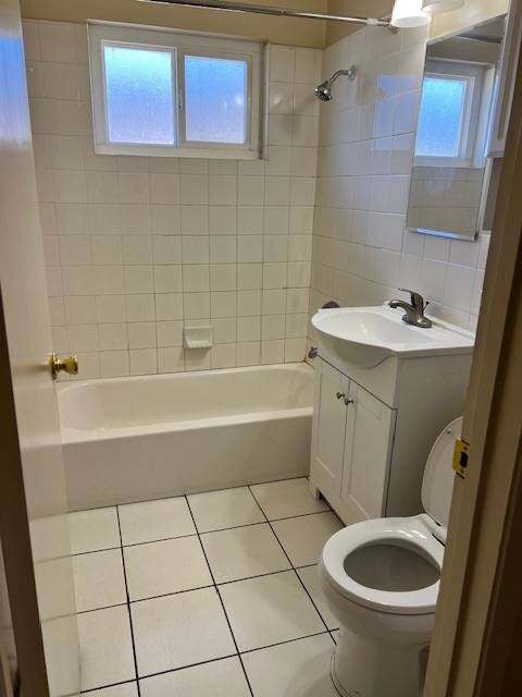 Foto del edificio - 249 Pamela Ave