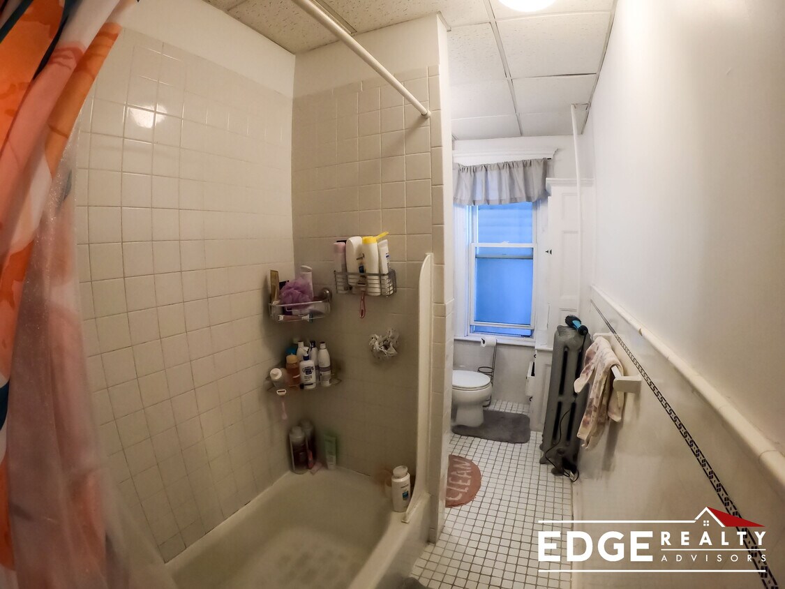 Foto principal - 324 Faneuil St