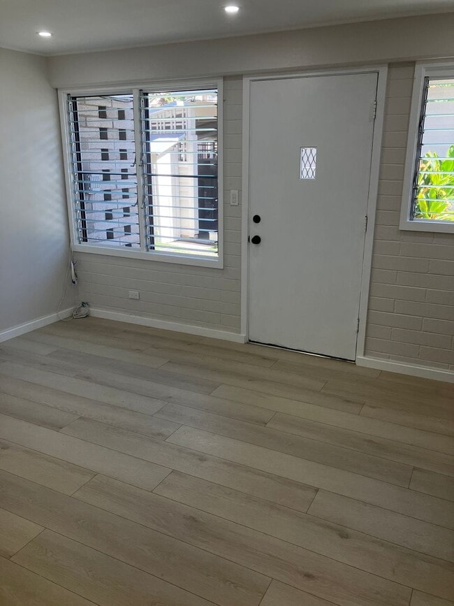 Foto del edificio - Pets Allowed 1BD 1BA 1PRK - 726 Hausten St Unit B